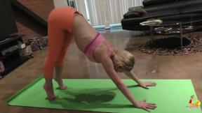 ”Yoga babe assfucked in POV”