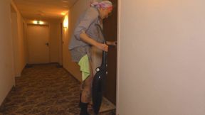 Blonde chick gets her pussy smashed hard