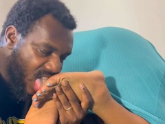 QueenTacular - Eating My Soles And Jiggly Ass Stank Farts