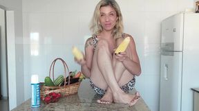 preparing lunch and destroying my ass and pussy with corn and vegetables