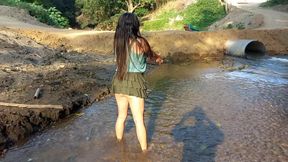 The *** Has Just Been Uncovered!! the Woman Has Been an Important and Well-known Athlete, Winner of Many Important Awards.