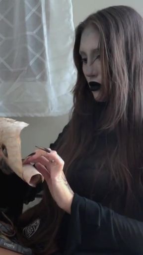 Spectacular moment from &quot;Hellerotica Spooktober movie #3&quot;