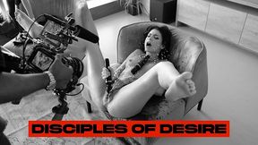 clara mia solo squirt cum show
