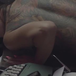 I&#039;m a Very Bitchy Sheriff and My Dream Was to Fuck a Prisoner