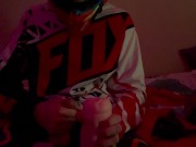21yo MX Gearhed playing in his gear and strokes his dick with a fleshlight