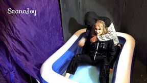 playing windbreaker and jelly messy shining