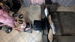 mature whore in fishnet lingerie gets her butterfly pussy fucked on chair