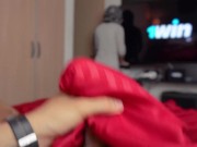 Tímida musulmana culona en hijab es follada por su jefe