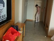 穿连体服配白丝袜