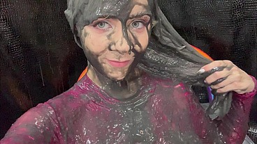 Behind the scenes gunge dildo play