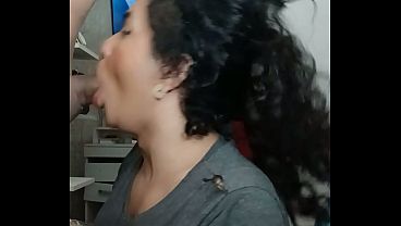 TRAGANDO LECHE DELICIOSA PURO CALCIO