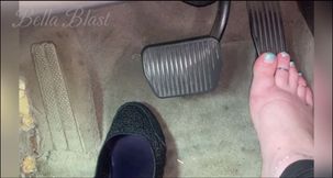 Pedal Play: Fast Speed and Jerk off Instructions with Big Feet, Full Control