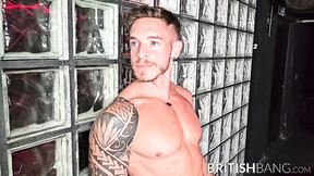 ”Dave Wikkinson & Donny Sexy team up to breed Latino Johnny Hakson”