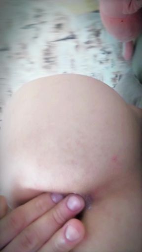 Sweet selfie cumshot in pink sissy anal hole