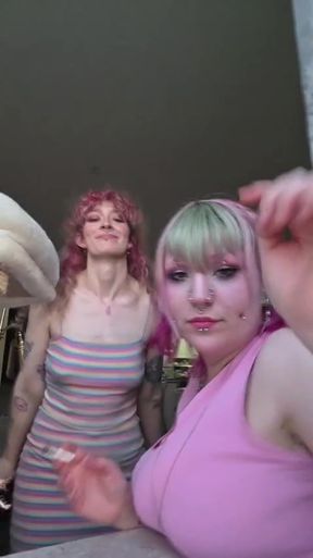 Curvy couple