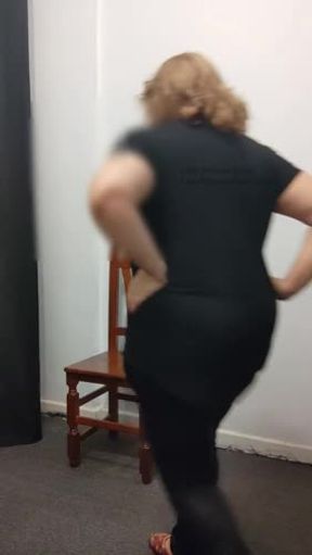 Azotaina con zapatilla. / Slipper spanking