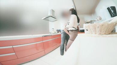 給湯室で脚ガクガク脳が溶けるまで何度もイカされる黒スト眼鏡のおとなしめOLちゃん。おとなしめと思いきや化けの皮剥がれチン媚びザー汁まみれエロ女で草。の巻