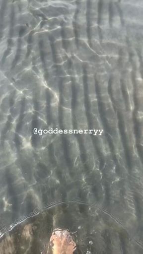 Walking on clear sea. 👣