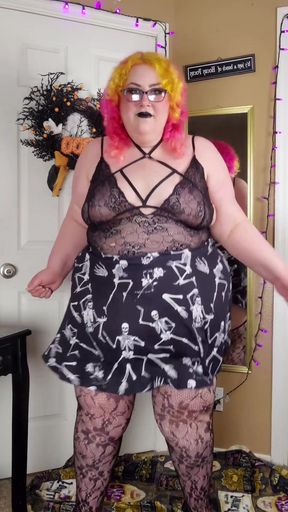 Drag queen in costume