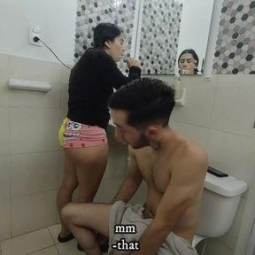 Giving him a good blowjob in the bathroom until he gets in my mouth CUM IN MY MOUTH - Porn in Spanish