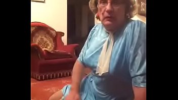 JOHANNA-CLAYTON MATURE VIDEO NO4