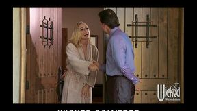 Stunning blonde MILF Nicole Aniston fucks her daughter'_s teacher