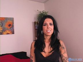 Inked Alt Babe Demi & Her Big Dildo