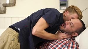 FamilyDick.com - Joey West and Todd Haynes seduced