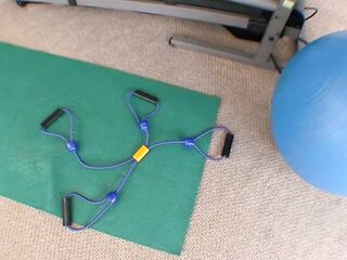 Eva Sinn Has A Very Creepy Uncle SQF