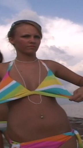 Three Hotties Get Naked on Their Beach Vacation