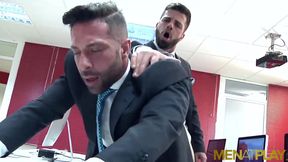 MENATPLAY - Hunky Latino Hector De Silva fucks Sebastian Reiss