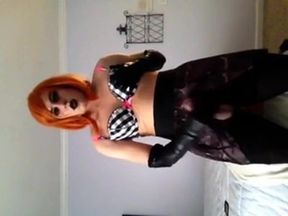 Emo Crossdresser Cums for You