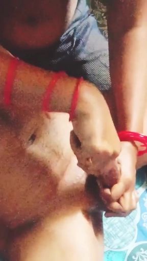Bhabhi ji(sis in law ) hand massage   Clip 1
