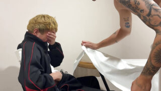 Любительница татуированной молоденькой Алпан Стоун, большой член, анальный трах