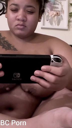 Playing with a Fan on My Nintendo Switch