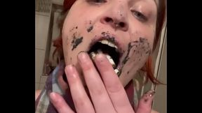 Self human ashtray - spit, ashtray, dirty face