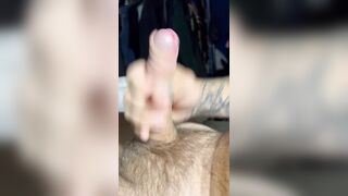 Jerking my uncircumcised beef whistle from mushy to rigid. Witness me get bigger