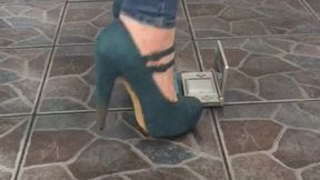 metal tip heels vs nintendo ds