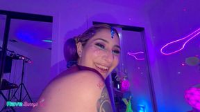 tattooed rave beauty dahlia noire takes over a uv glow party hookup!