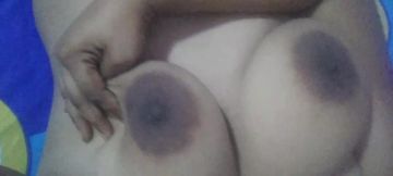 My Natural Beauty and Confidence Shine Through Every Beautiful Curve in This Unforgettable Moment