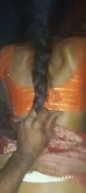 Must-see moment from &quot;Bebo ne subh subh land khda krwa diya&quot;