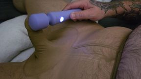Pantyhose cumshot