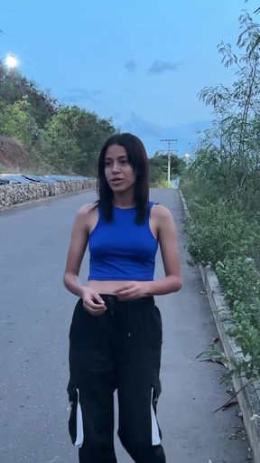 My First Photo Session with Unknown Latin Girl Ends in a Hard Fuck, I End up Filling Her Pussy with Milk