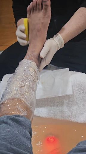 Scrub Scrub my feet