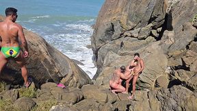 sexo sem camisinha na praia de nudismo