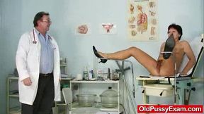 Unshaven housewife Eva visits gyno doc fuck hole inspection