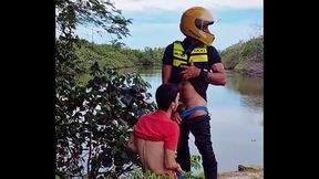 MOTORCYCLE BOY PUT HIS HAIR IN THE PASSENGER'S ASS