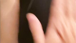 【22歳現役歯科衛生士、日本人】水着にローションで乳首がくっきり！！
