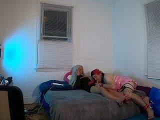 TS Kelsey Masters Sucking Huge Trans Cock