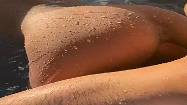 Pauzāo gostoso me fedendo na piscina
